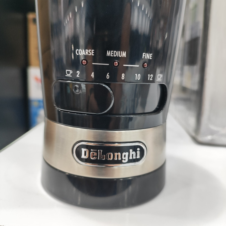 آسیاب دلونگی مدل kg210